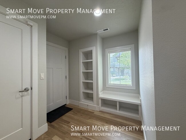 Building Photo - 3272 E Front Runner Ln