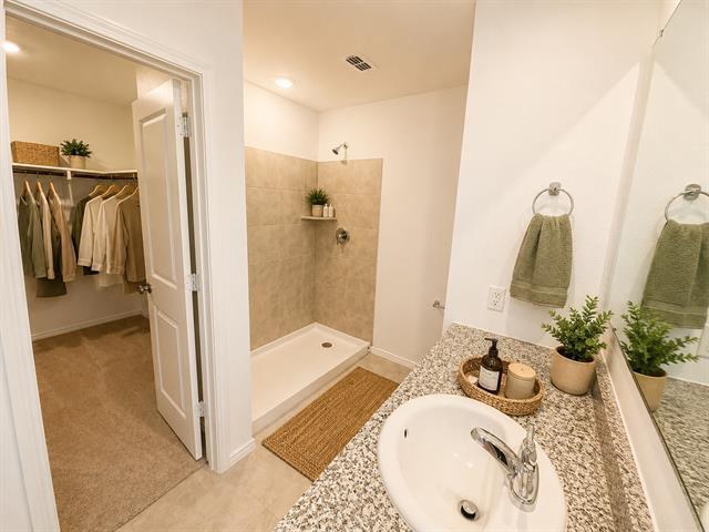Building Photo - 1569 Forge Pond Ln