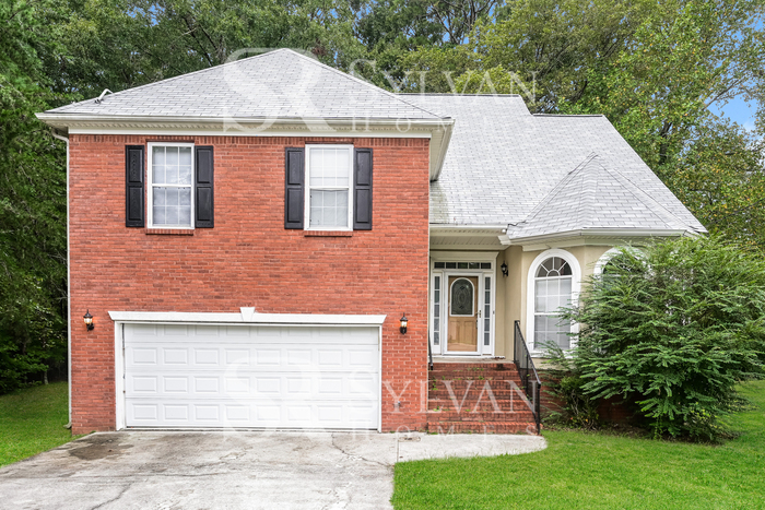 Foto principal - Updated 4 bedroom brick front home!