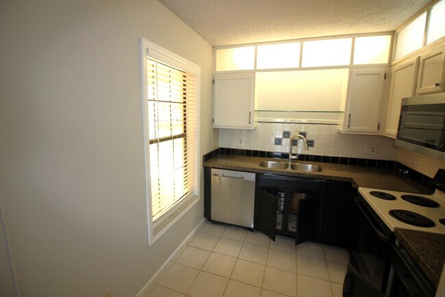Foto del edificio - 2600 Greenwood Terrace