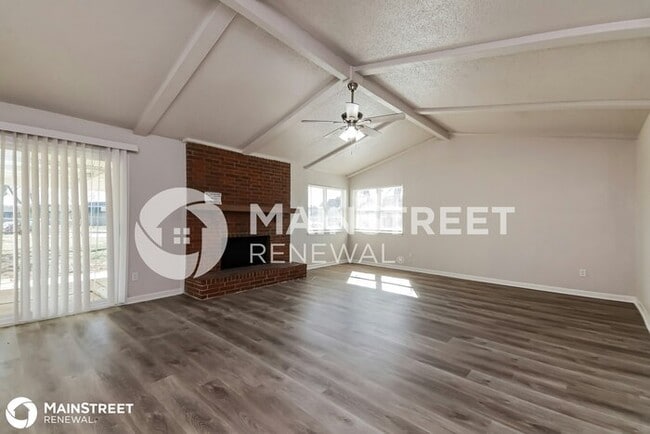 Building Photo - 1400 Cotillion Dr