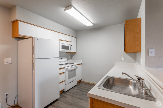 1HAB, 1BA - 584 ft² - Birch Hills Apartments