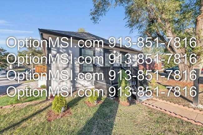 Building Photo - Remodeled Home close to KU Med, the Plaza ...