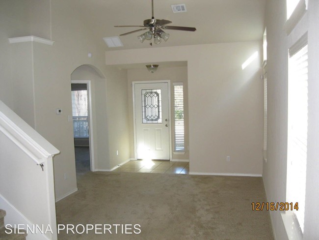 Building Photo - 3 br, 2.5 bath House - 1813 Enchanted Rock