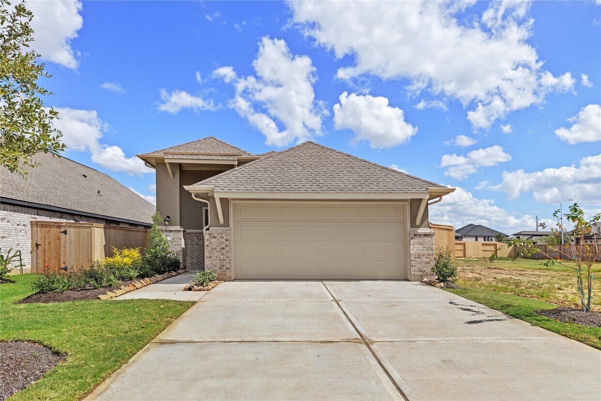 Foto principal - 419 Twilight Mdw Wy