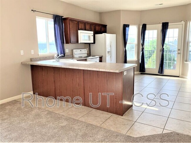 Building Photo - 114 Bella Monte Dr