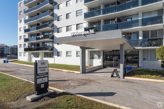 Photo du bâtiment - 190 Nonquon Road