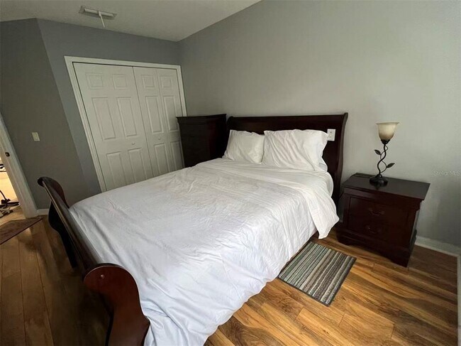 Foto del edificio - 2812 Club Cortile Cir