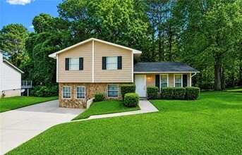 Building Photo - 4515 Doral Dr SW