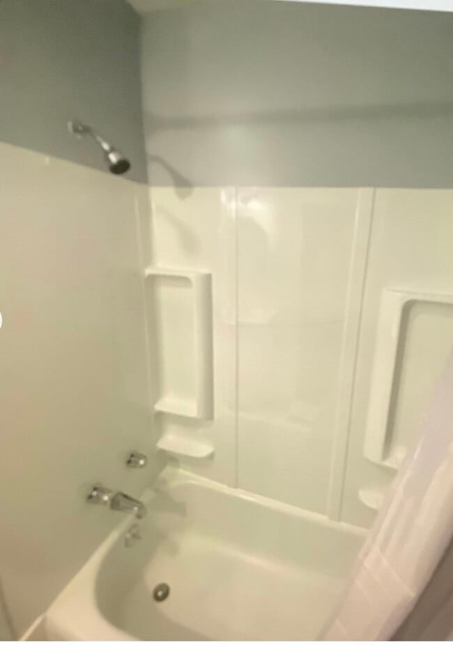 New tub surround - 415 Harrison Ave