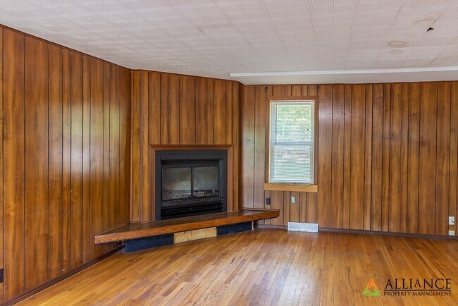 Foto del edificio - Enormous House!  ~ Washer & Dryer ~