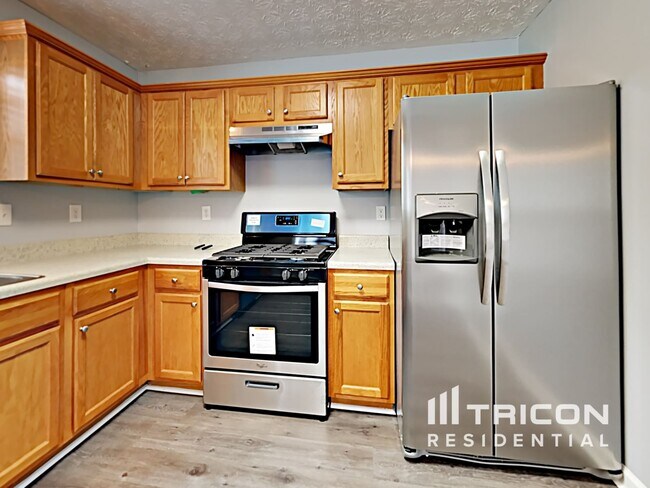 Foto del edificio - 9765 Moss Pointe Path