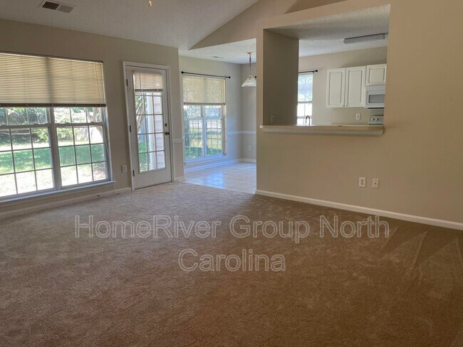 Building Photo - 12713 Cumberland Crest Dr