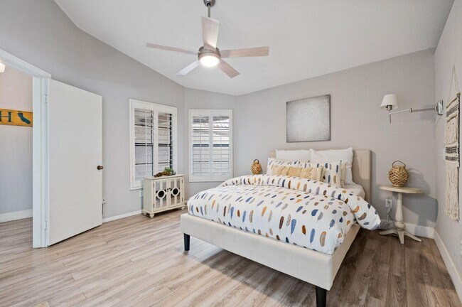 Foto del edificio - 77593 Woodhaven Dr S
