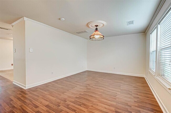 Building Photo - 20591 Sycamore Crest Ln