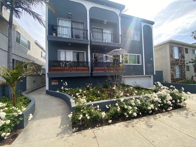 Foto del edificio - 1229 12th St