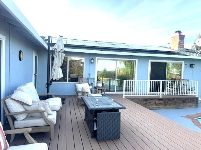 Foto del edificio - 4223 Ridge Dr