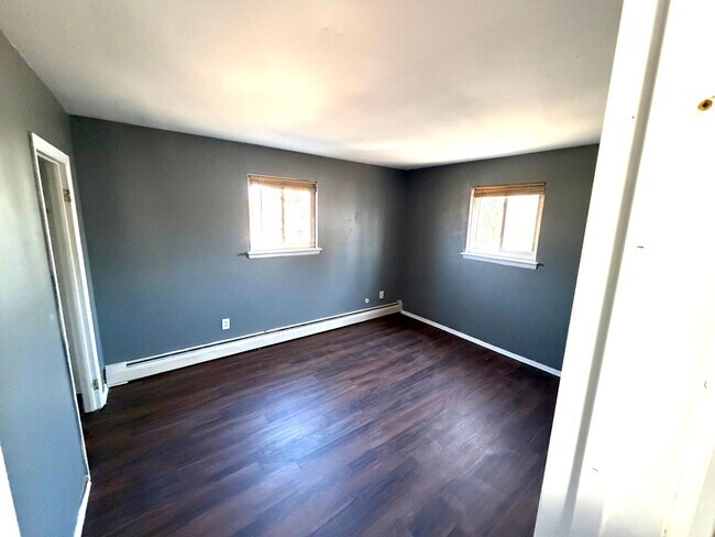 Foto del edificio - 330 Olive Ave