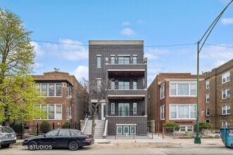 Building Photo - 4819 N Ashland Ave
