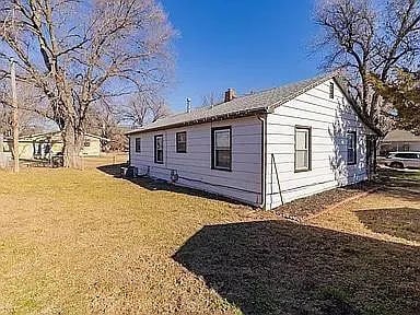 Building Photo - Westside Home For Rent 2 bed 1 bath