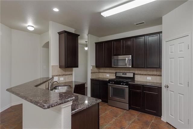 Foto del edificio - 1320 Villa Paloma Blvd
