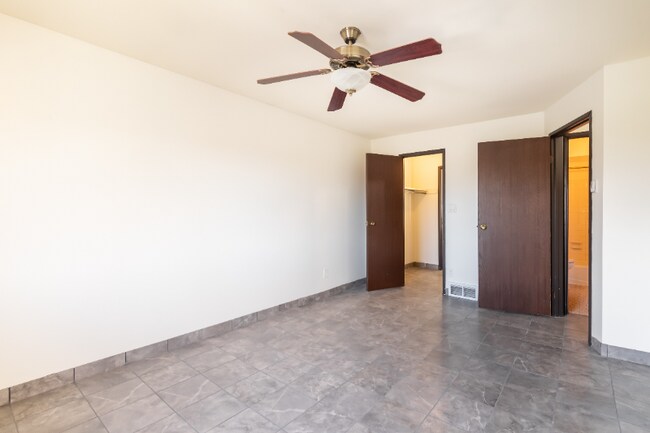 Foto del edificio - 7512 N Granville Rd