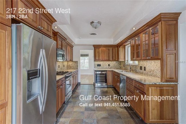 Building Photo - 217 22nd Street Ct NE