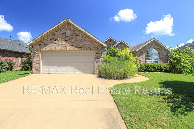 Foto del edificio - 3104 SW Tunica Ave