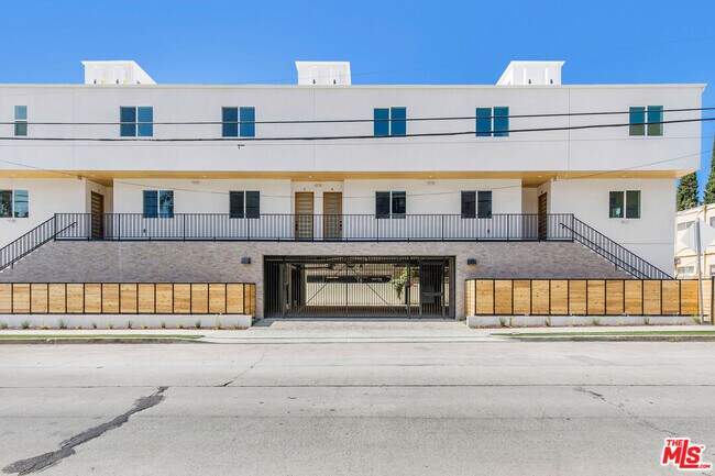 Foto del edificio - 11241 Morrison St