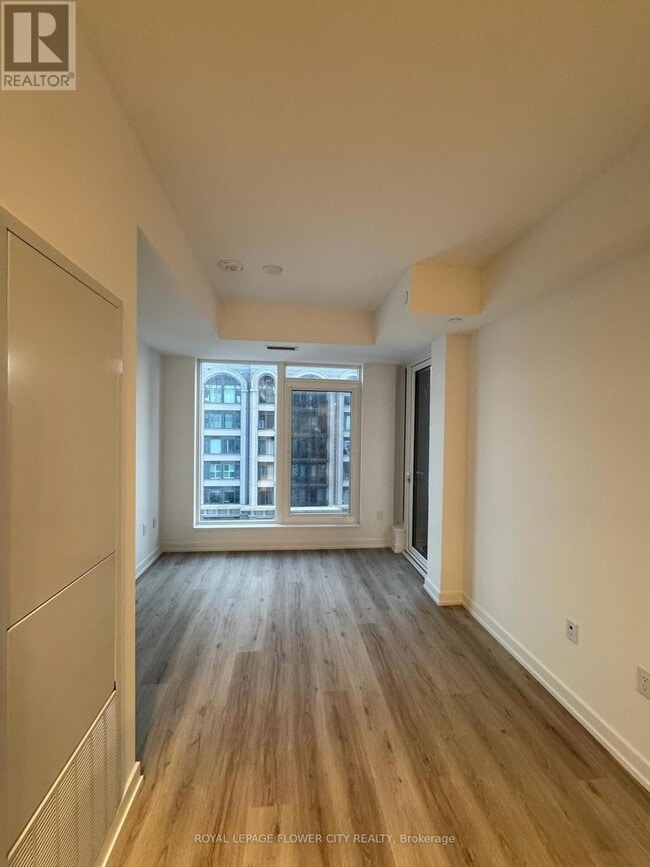 Building Photo - 395 Square One Dr