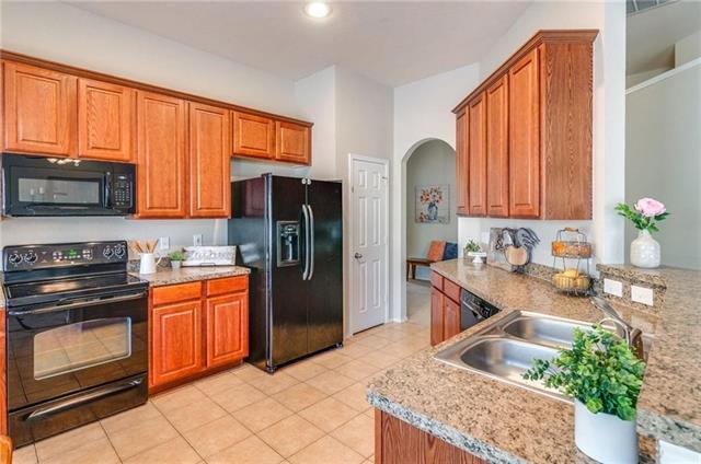 Building Photo - 5201 Archer Dr