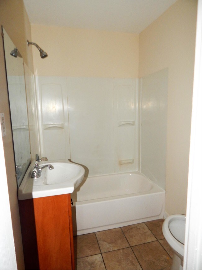 Foto del edificio - 453 N 50th St