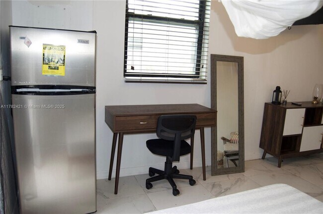 Foto del edificio - 515 NW 88th St