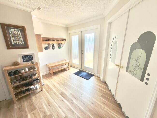 Foto del edificio - 1281 S Disston Ave