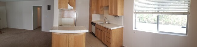 Foto del edificio - 1231 N Ogden Dr