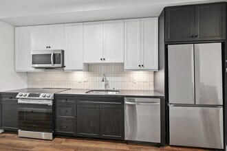 Interior Photo - The Baxter