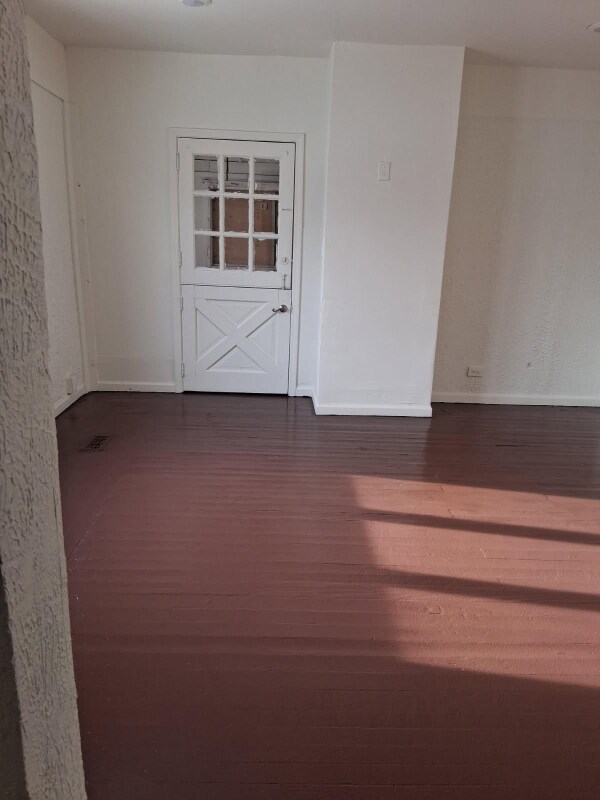 Foto del edificio - 1710 12th St