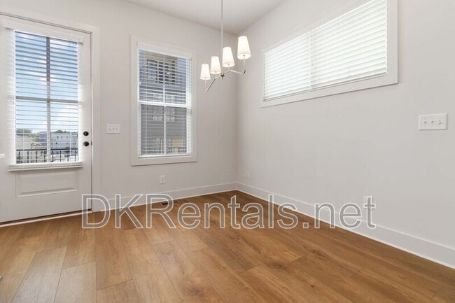Foto del edificio - 964 N Circle Dr NW