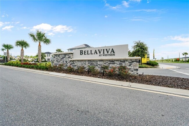 Foto del edificio - 736 Overpool Ave