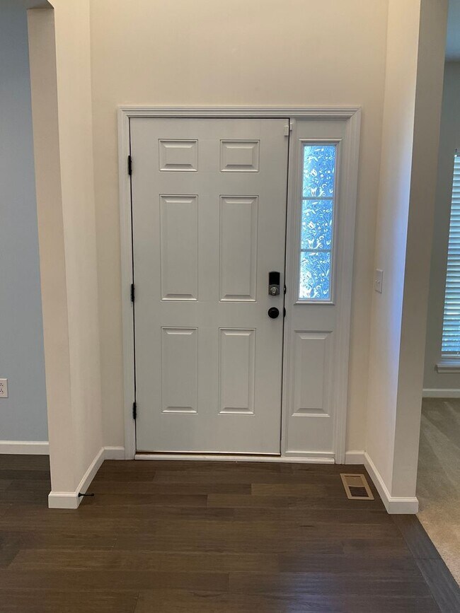 Foto del edificio - 104 Forest Oaks Dr