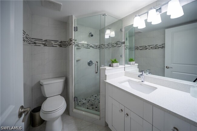 Foto del edificio - 1086 Forest Lakes Dr