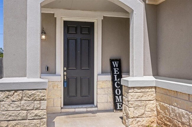 Building Photo - 256 Benmyrtle Trl