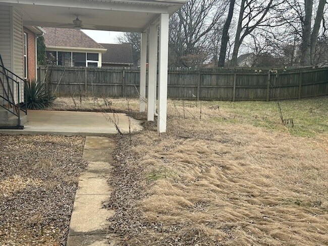 Foto del edificio - 4236 N Woodstock Dr