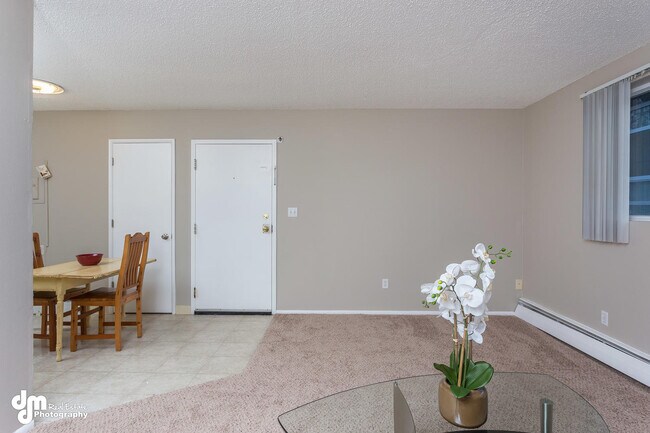 Photo - 1526 Medfra St Apartment