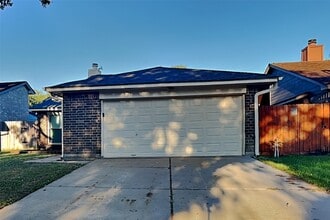 Building Photo - 1511 Miller Ave