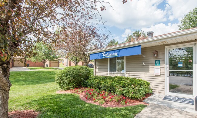 Fox Valley Apartments Rentals - Omaha, NE | Apartments.com