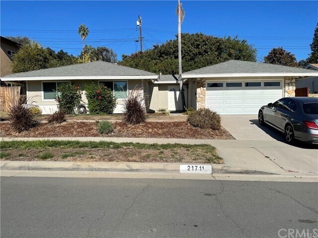 Foto principal - 21711 Lost River Dr