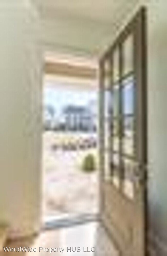 Foto del edificio - 4 br, 3.5 bath House - 1121 Irvin
