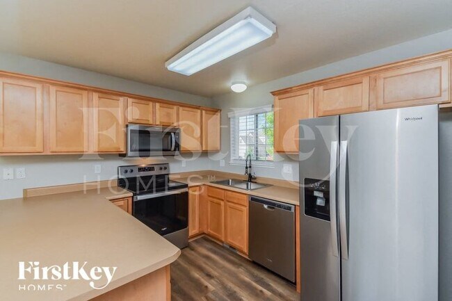 Foto del edificio - 8739 Langford Dr