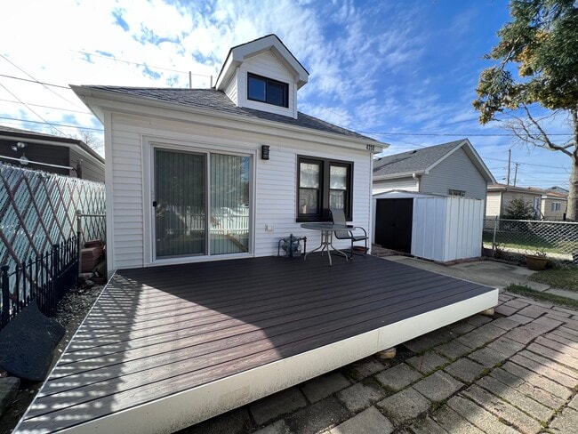 Front of house/deck - 4358 N Oak Park Ave
